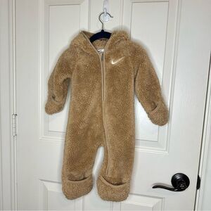 Nike Tan Fleece Teddy Long Sleeve One Piece Swaddle Sz 9M Streetwear Minimalist